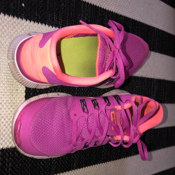 Nike Free Running Sneakers - Picture 3 of 3
